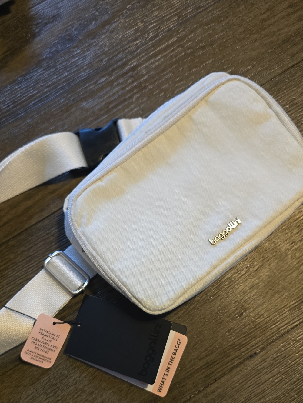 Baggallini White Belt Bag/ Sling with Silver Logo